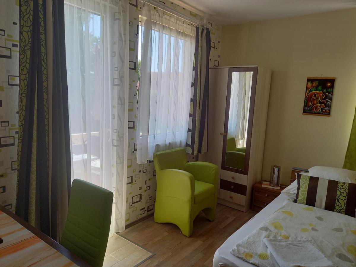 Médea Apartman Bük Exterior foto